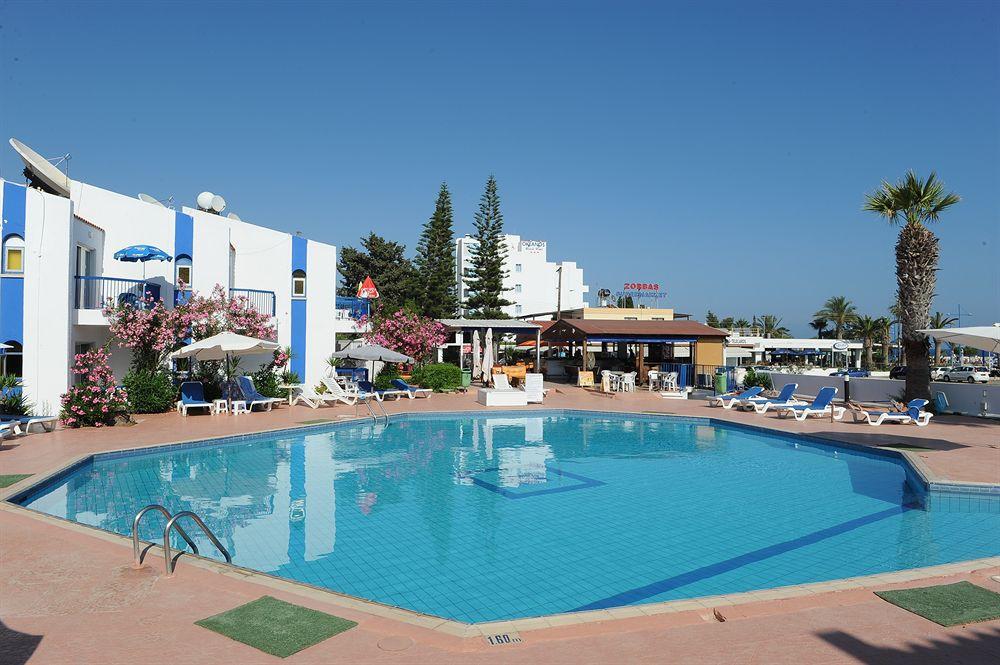 Alexia Hotel Apartments Ayía Nápa Extérieur photo