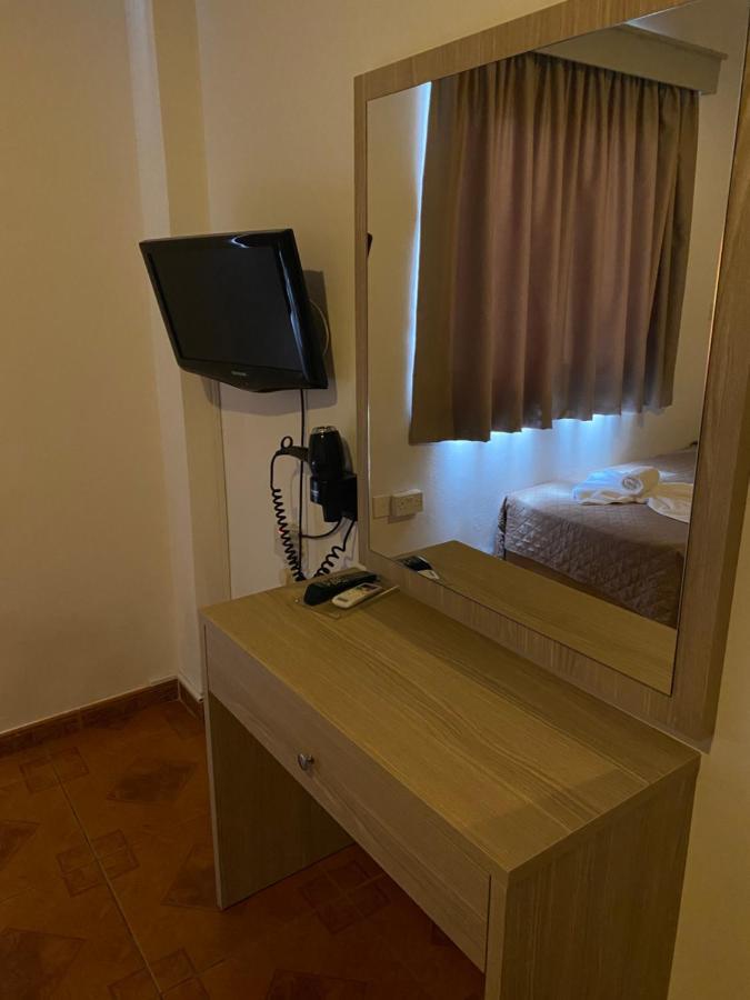 Alexia Hotel Apartments Ayía Nápa Extérieur photo