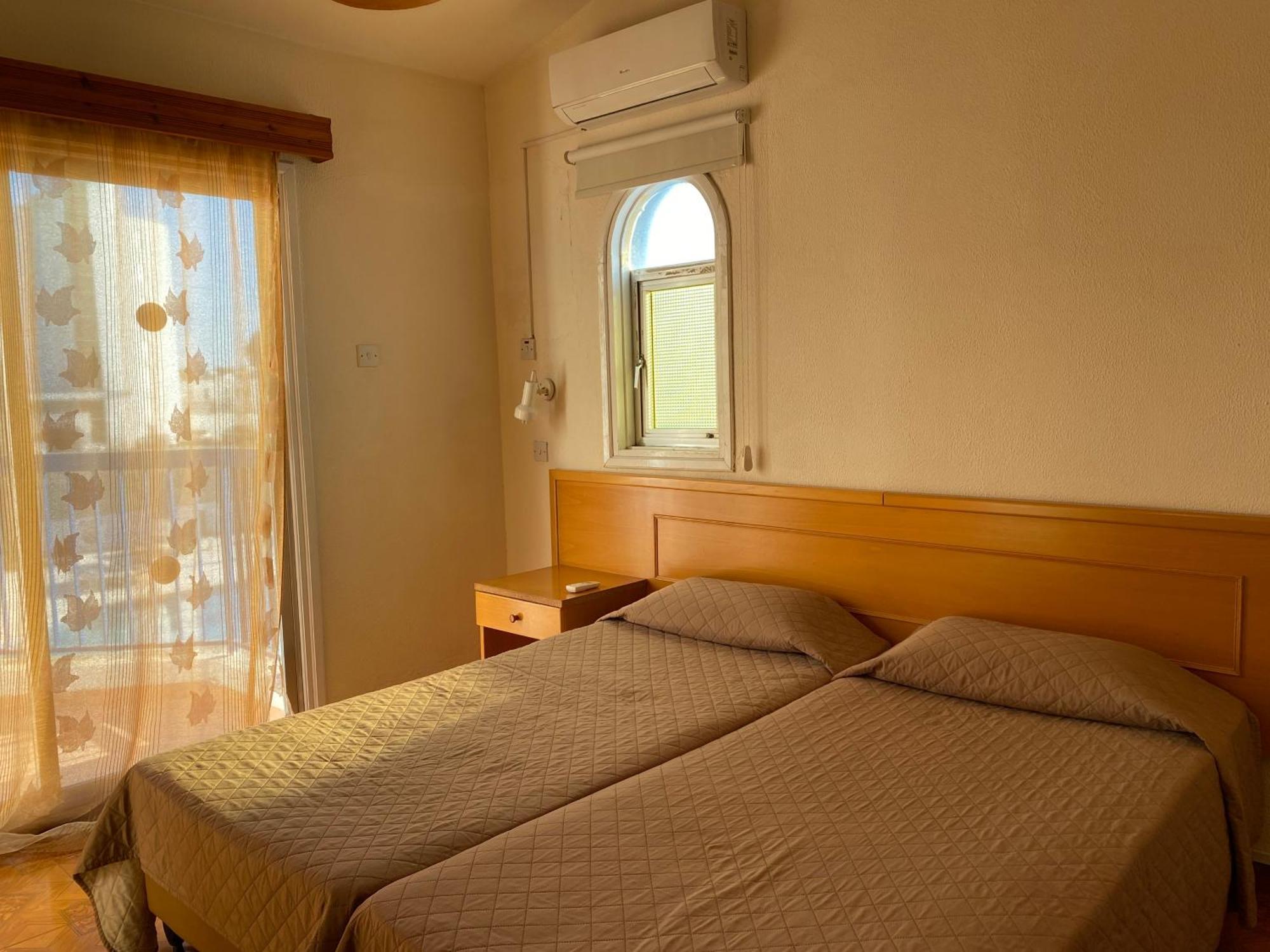 Alexia Hotel Apartments Ayía Nápa Chambre photo